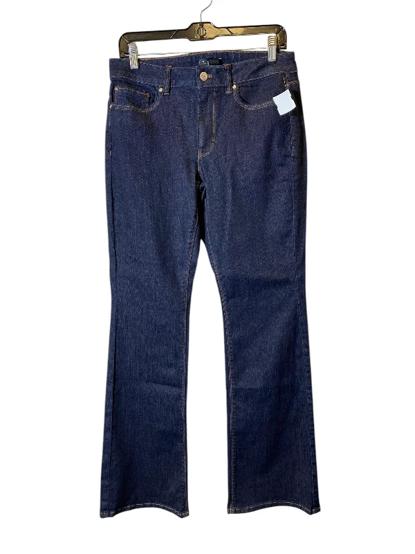 Jeans with button-fly closure for a classic styleJeans Flared By White House Black Market In Blue, Size: 8