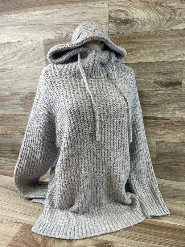 Winter women's sweaterSweater By Old Navy In Grey, Size: S