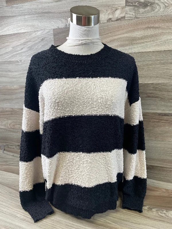 Designer women's sweaterSweater By Knox Rose In Striped Pattern, Size: S