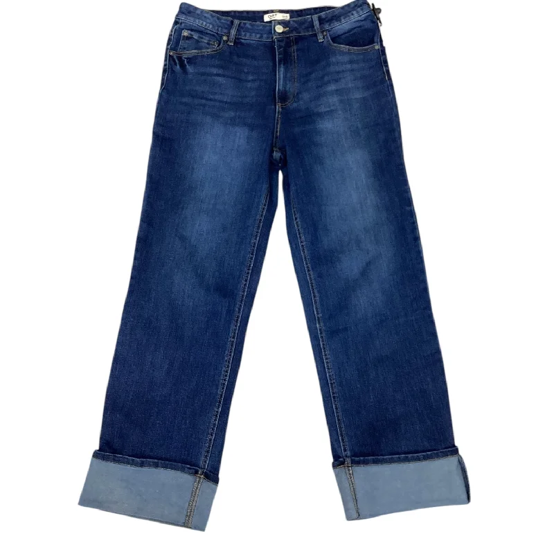 Jeans with a faux leather patch at the back pocketJeans Straight By Clothes Mentor In Blue Denim, Size: 10l