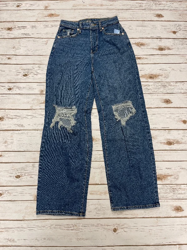 Indigo jeans with a classic denim hueJeans Boyfriend By Wild Fable In Blue Denim, Size: 4