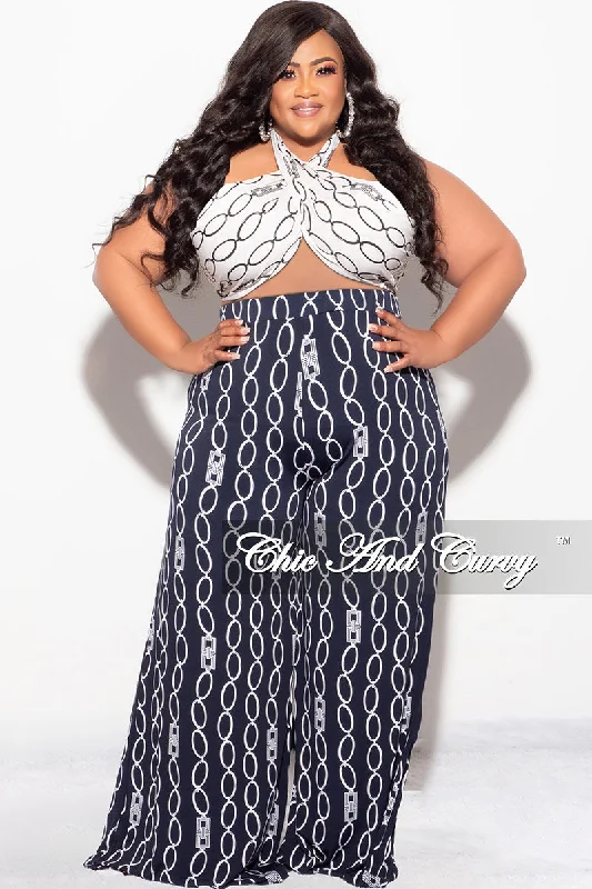 breathable swimsuitFinal Sale Plus Size 2pc Set Black & White Self Tie Top & Pants in Navy & White Chain Print