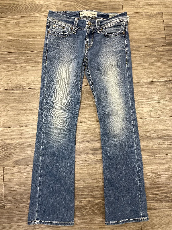 Jeans with a unique blend of denim fabrics for added texture and interestJeans Flared By Bke In Blue, Size: 6