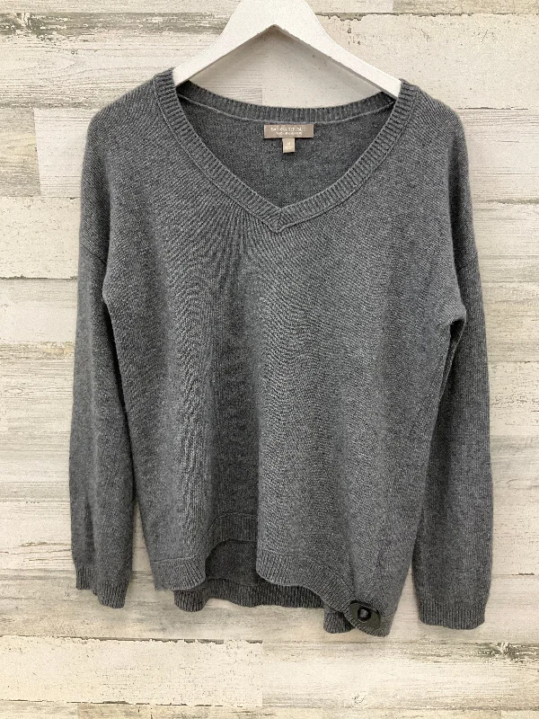 Peter Pan collar women's sweaterSweater By Banana Republic In Grey, Size: M