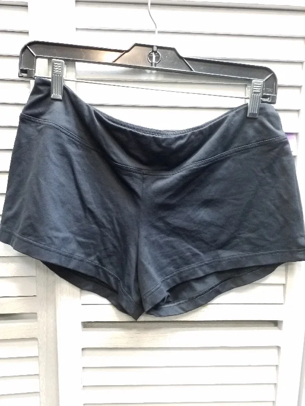 Wide-leg women's pantsBlack Athletic Shorts Clothes Mentor, Size M