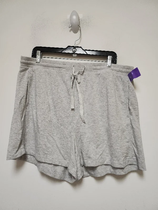 High-waisted women's jeansGrey Athletic Shorts Lou And Grey, Size Xl