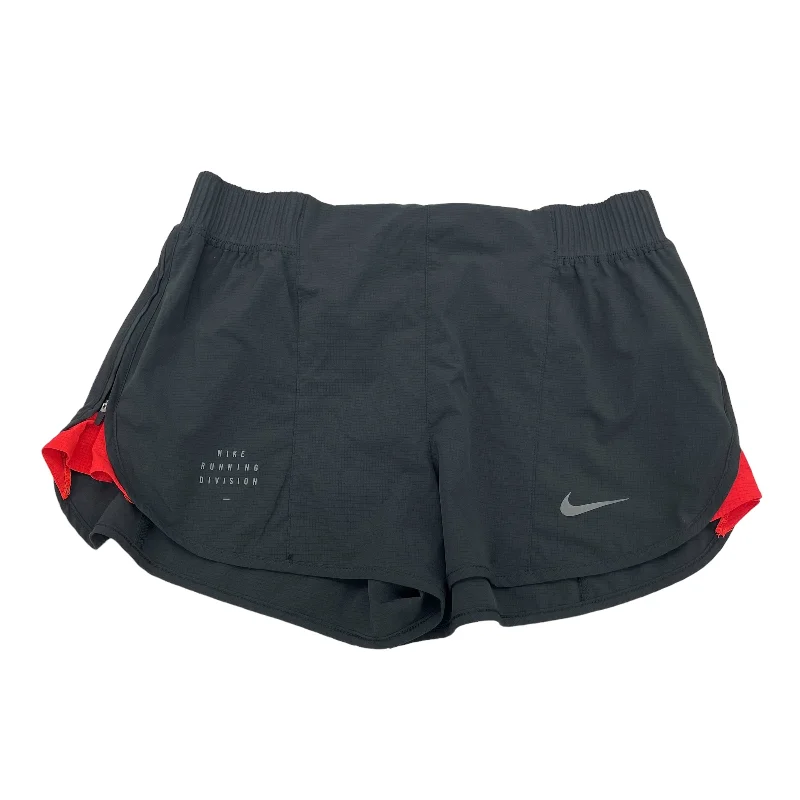 Bohemian women's shortsBLACK NIKE ATHLETIC SHORTS, Size L