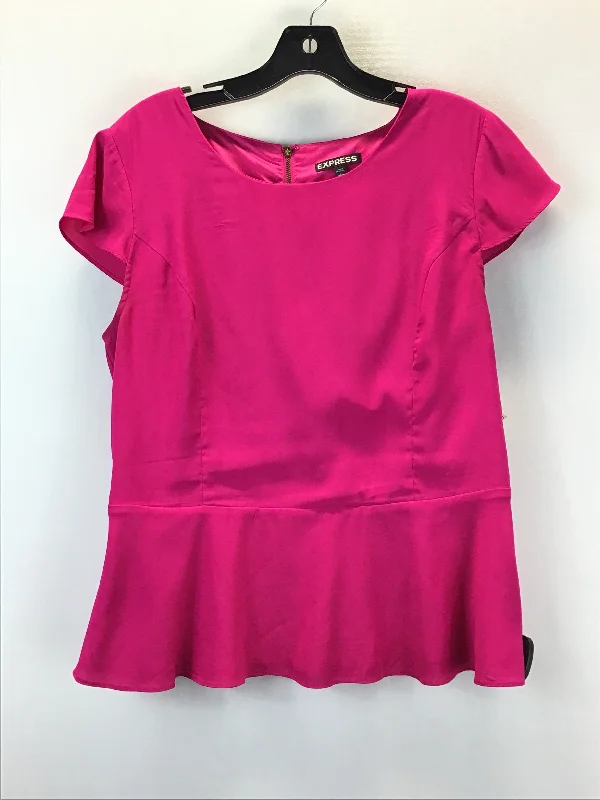 Pullover women's topsTop Short Sleeve By Express  Size: L