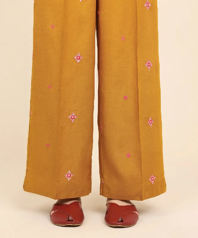 Fine knit women's topsEmbroidered Raw Silk Culottes